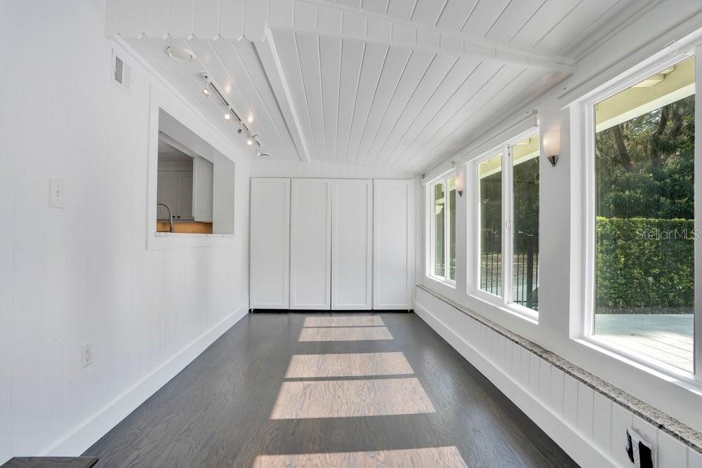 Image 22 of 100 For 812 East Boulevard