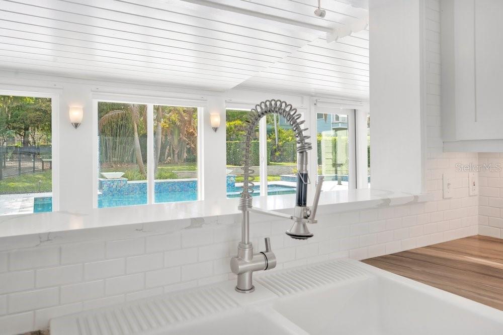 Image 31 of 100 For 812 East Boulevard