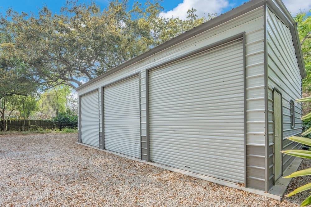 Image 46 of 100 For 812 East Boulevard