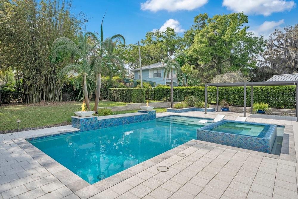 Image 50 of 100 For 812 East Boulevard