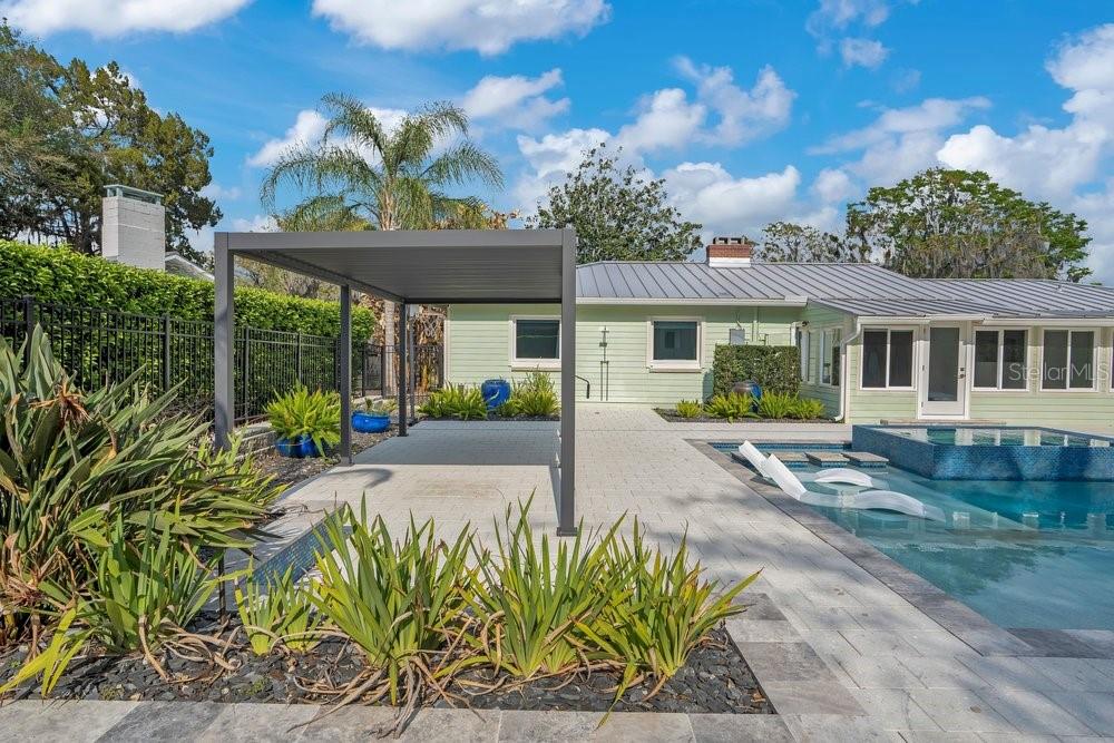 Image 61 of 100 For 812 East Boulevard