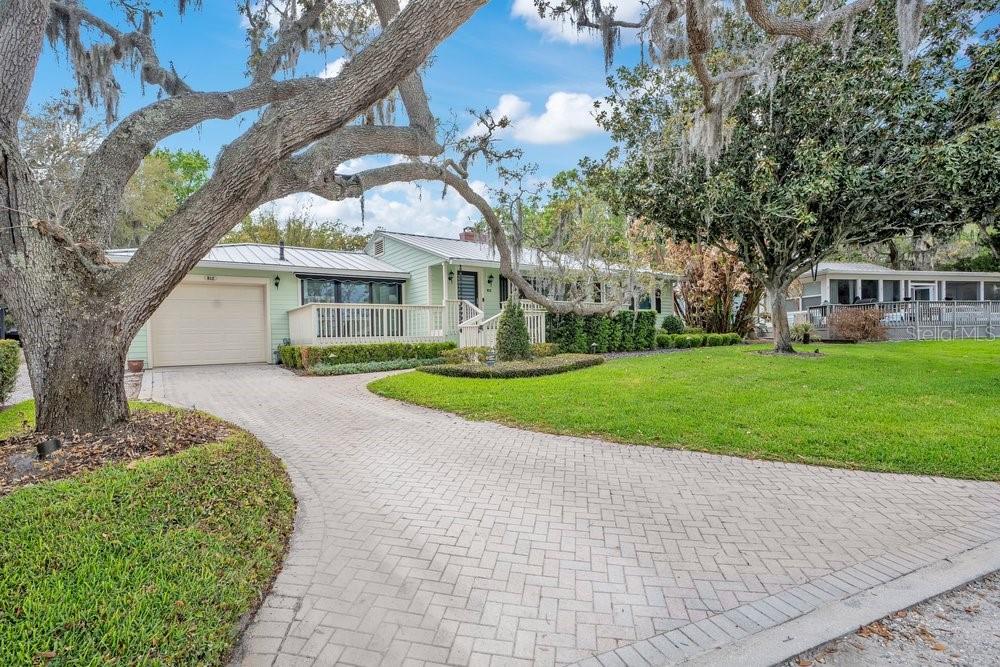 Image 76 of 100 For 812 East Boulevard