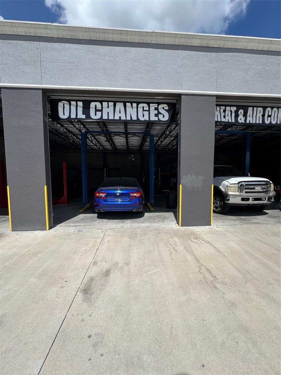 Image 12 of 13 For 4825 Old Winter Garden Road