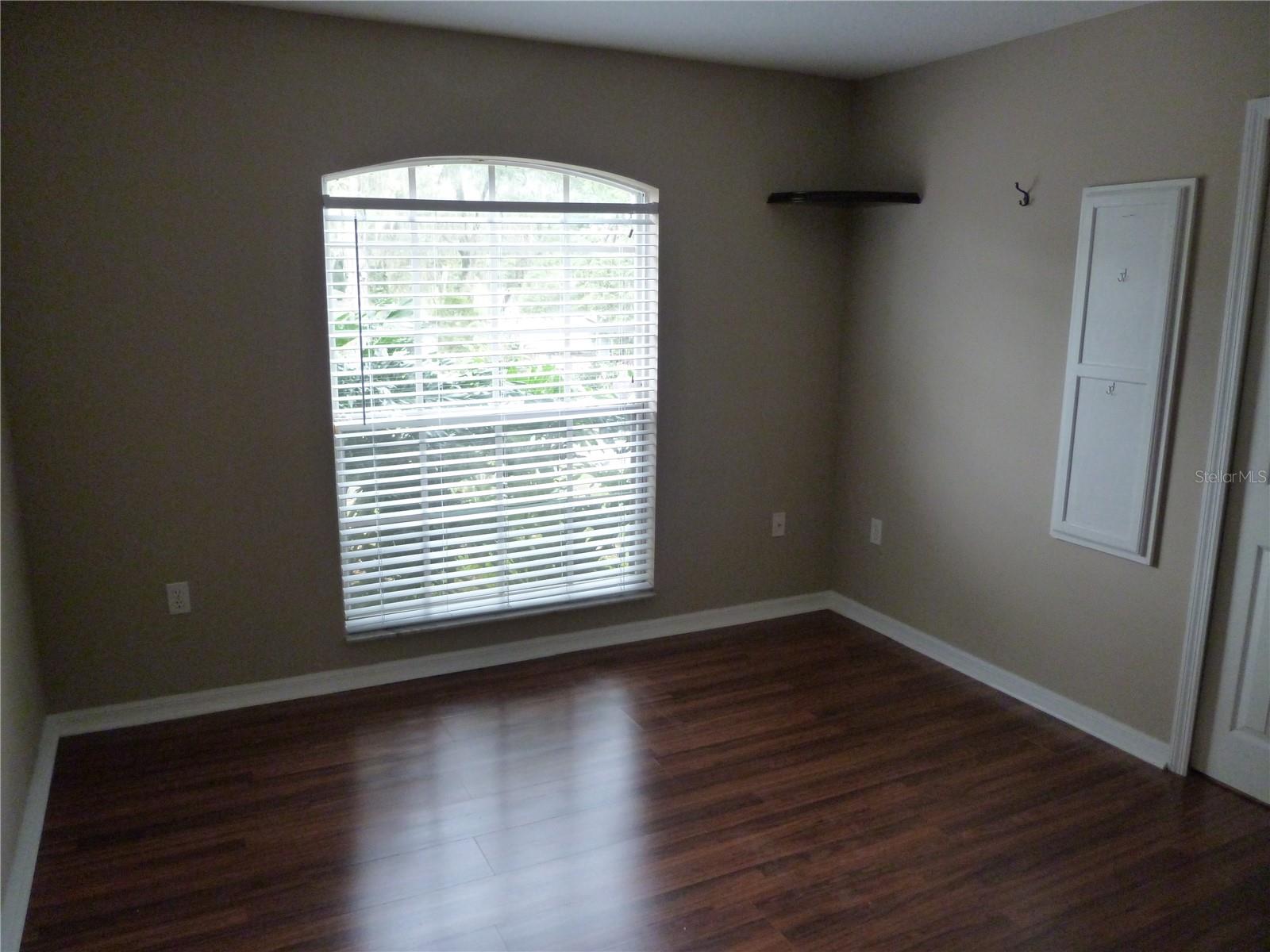 Image 10 of 16 For 616 1st Street