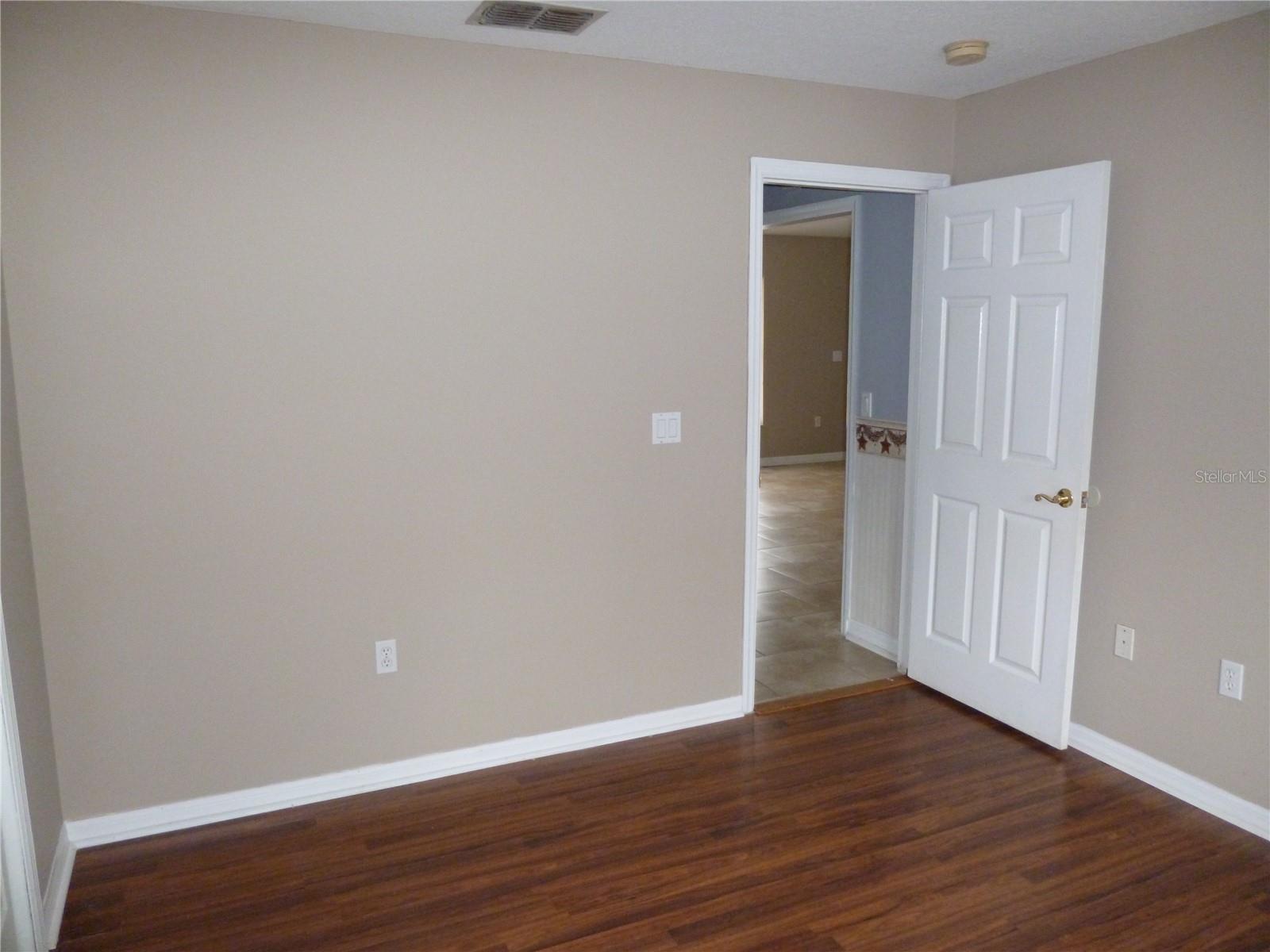 Image 12 of 16 For 616 1st Street