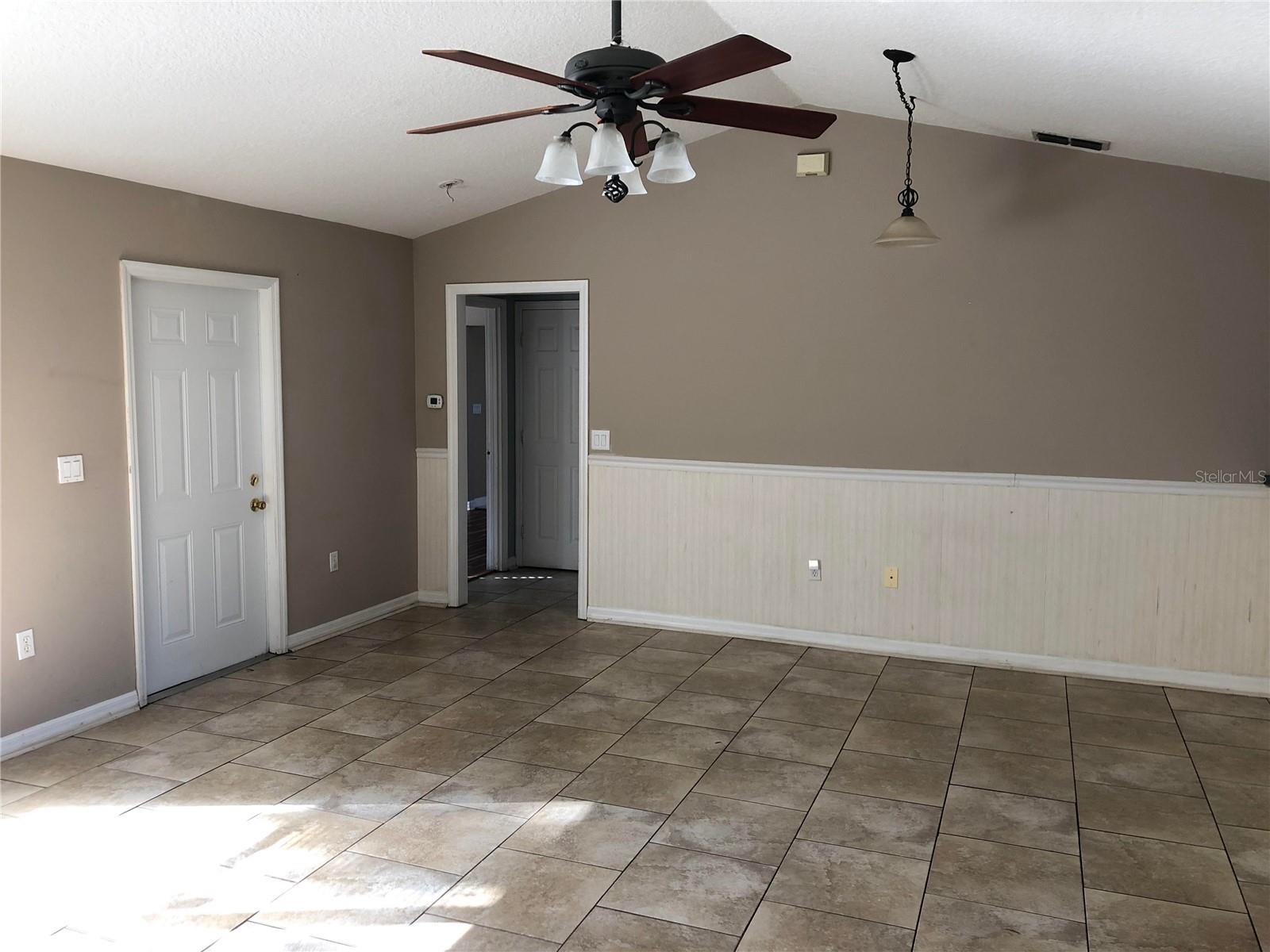 Image 5 of 16 For 616 1st Street