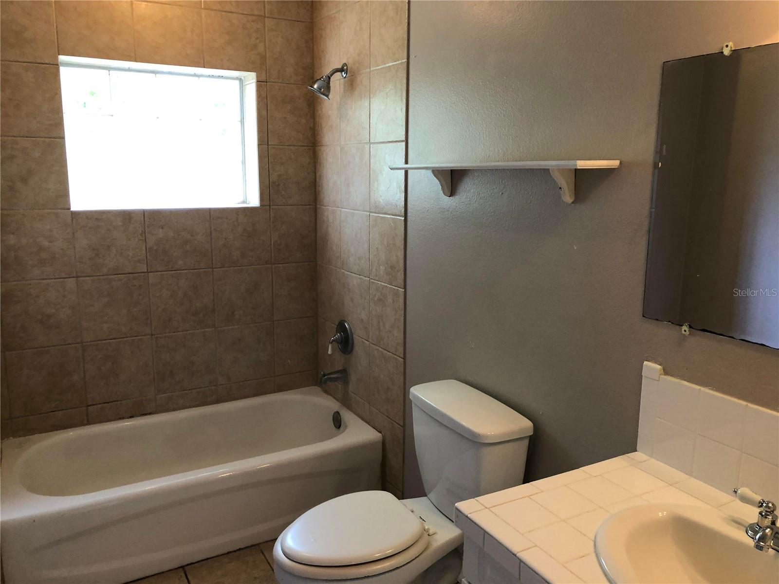 Image 9 of 16 For 616 1st Street