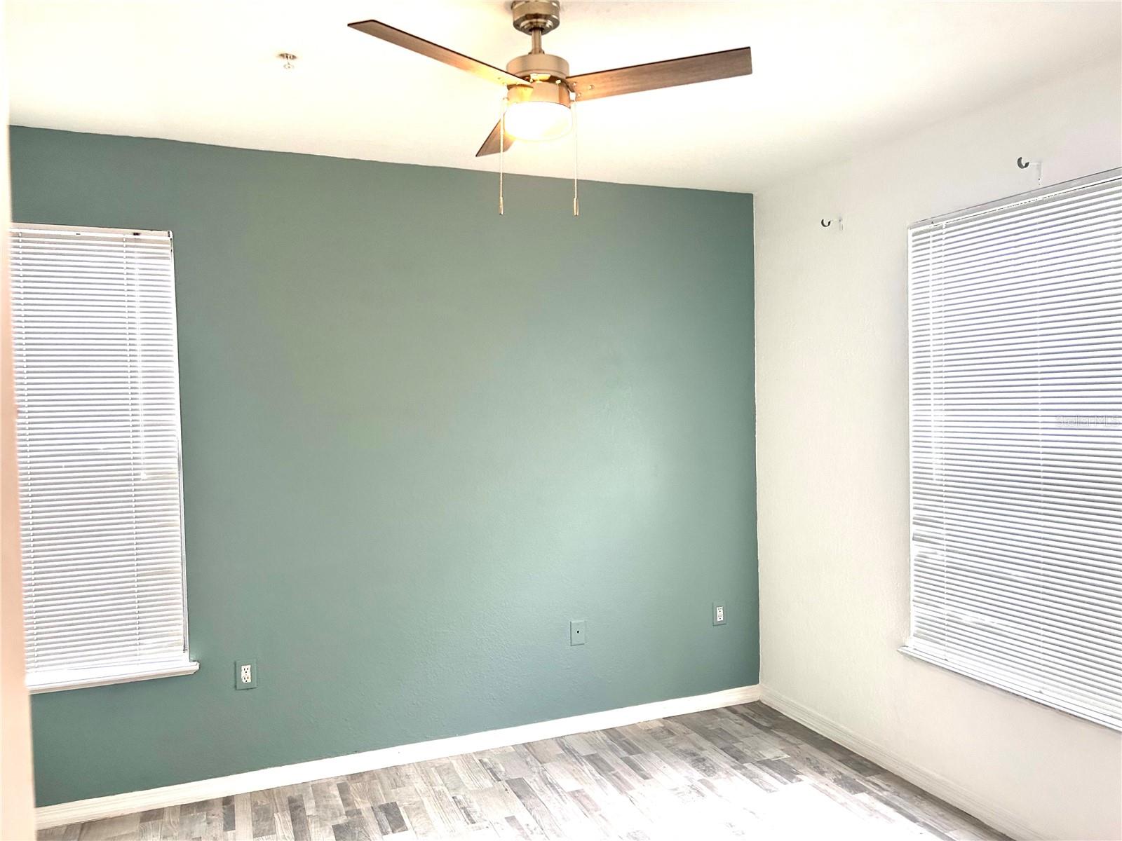 Image 13 of 28 For 6137 Metrowest Boulevard 307