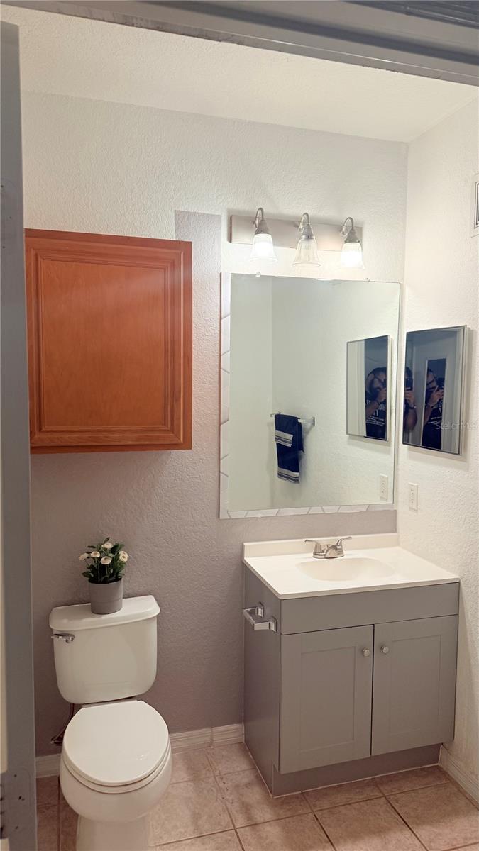 Image 15 of 28 For 6137 Metrowest Boulevard 307