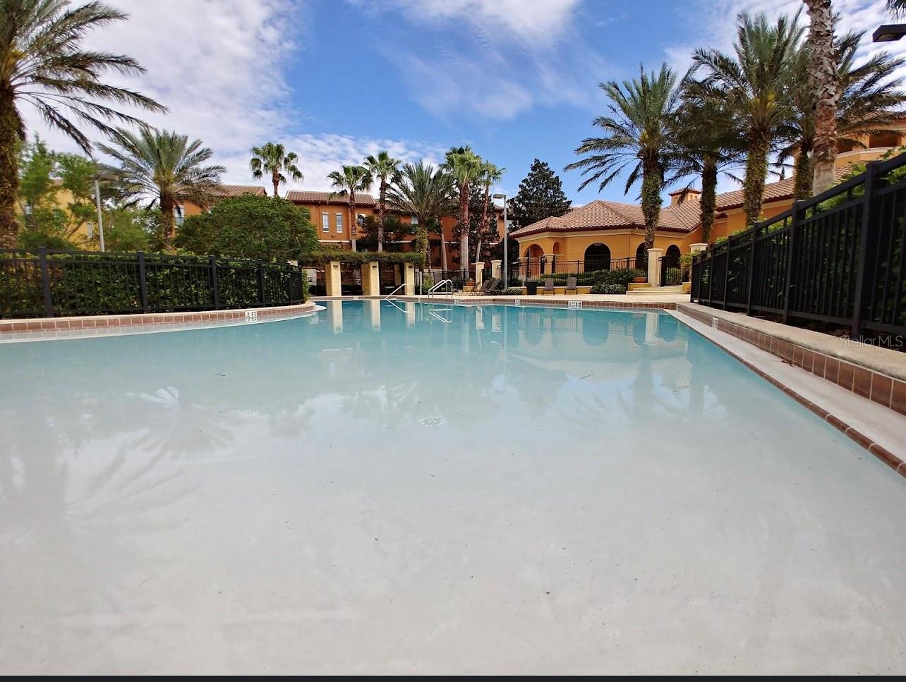 Image 22 of 28 For 6137 Metrowest Boulevard 307