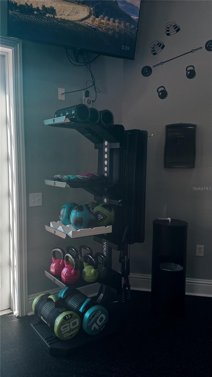 Image 28 of 28 For 6137 Metrowest Boulevard 307