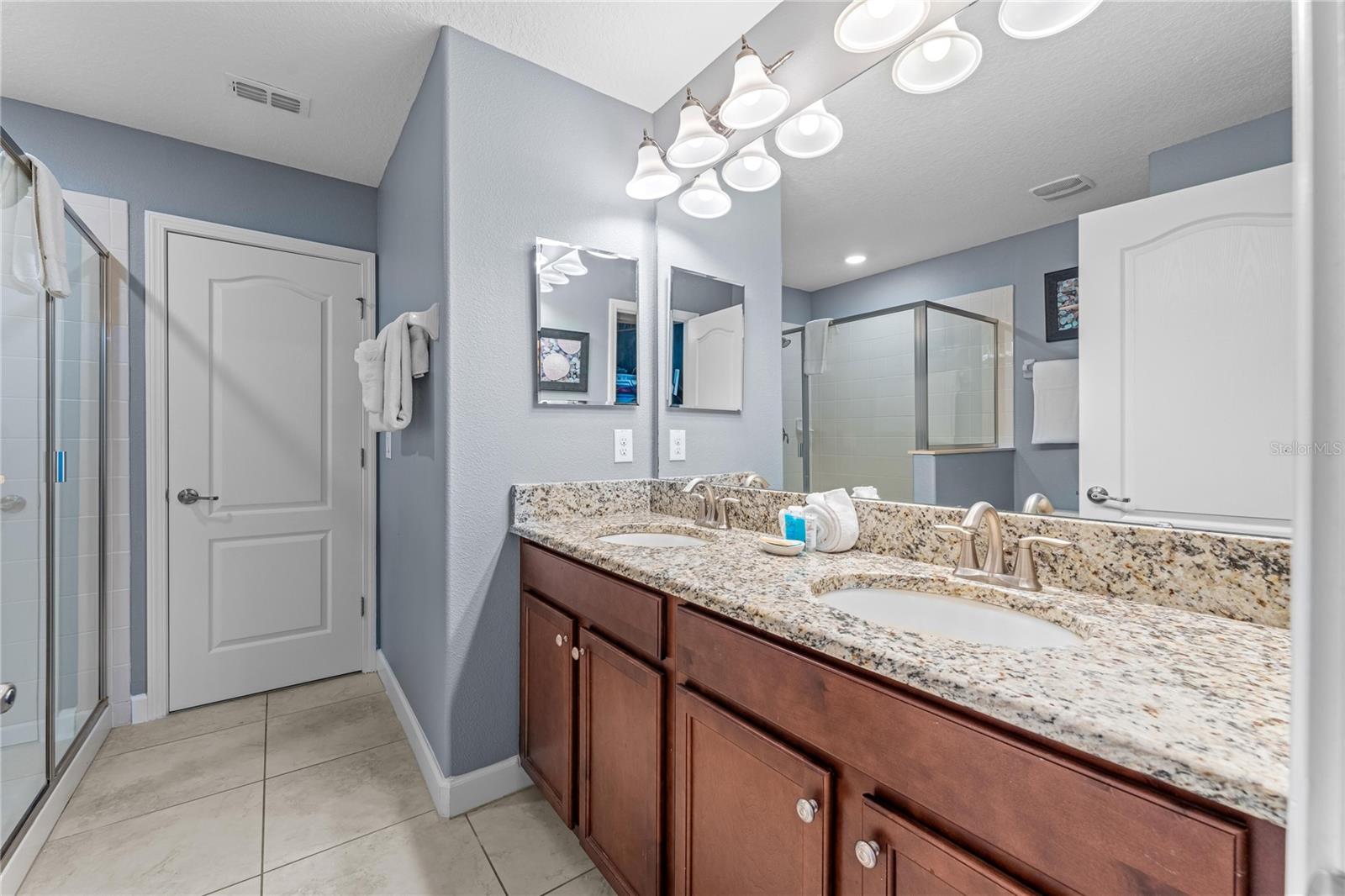 Image 18 of 66 For 9158 Wedge Drive