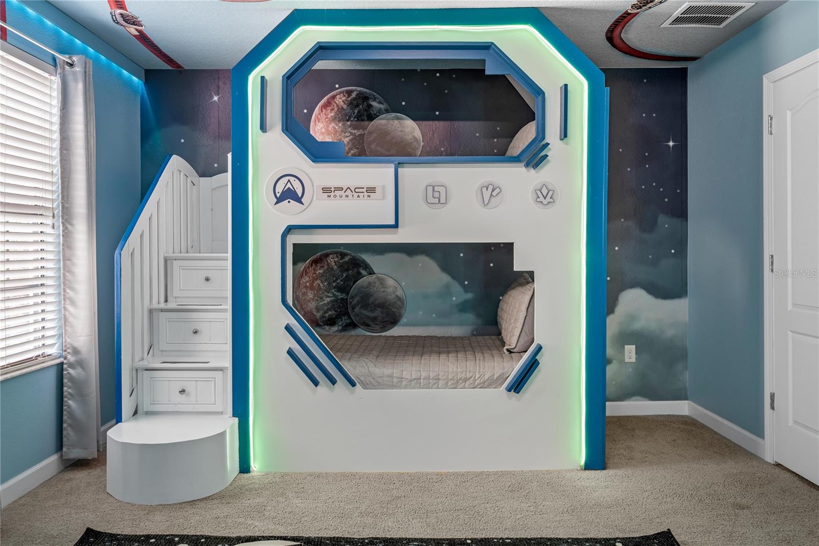 Image 20 of 66 For 9158 Wedge Drive