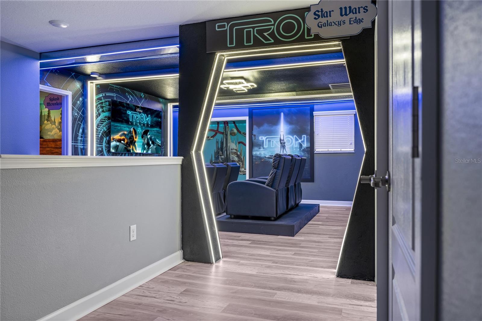 Image 22 of 66 For 9158 Wedge Drive