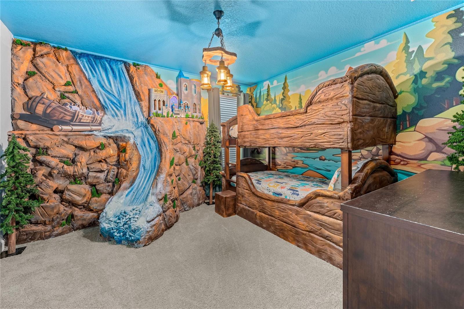 Image 34 of 66 For 9158 Wedge Drive