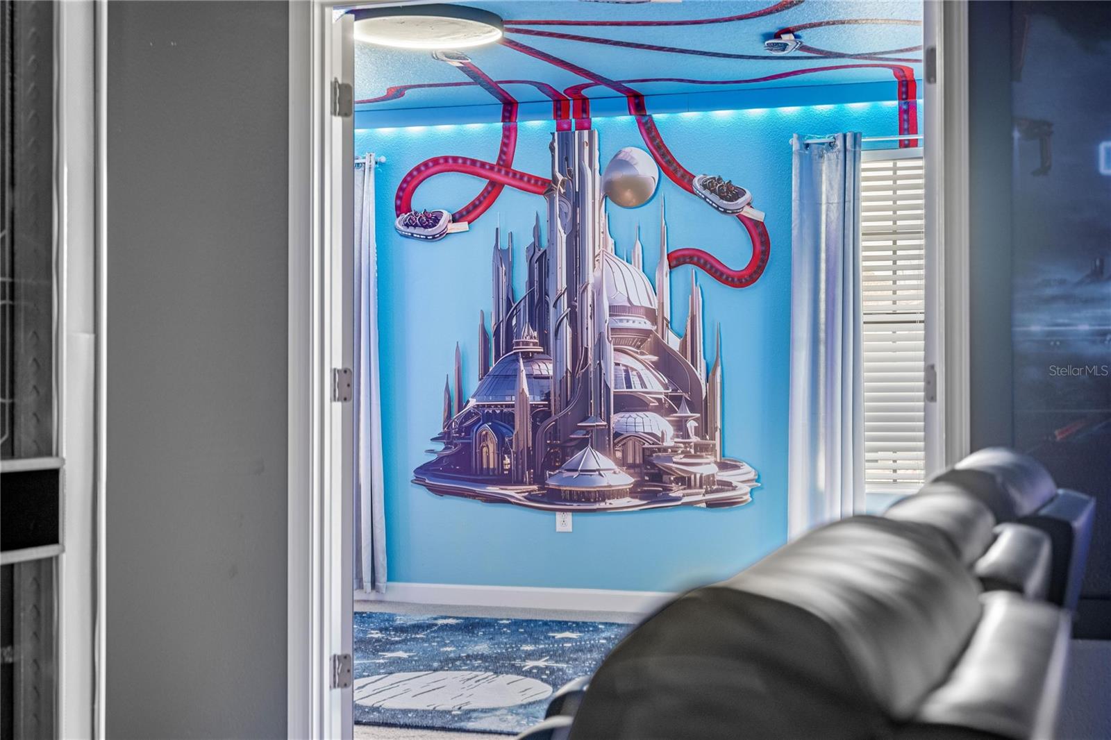 Image 47 of 66 For 9158 Wedge Drive