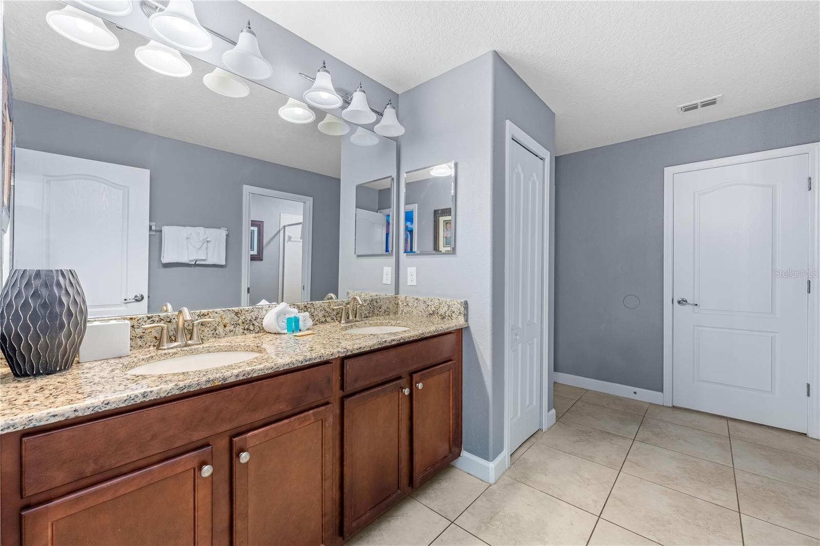 Image 63 of 66 For 9158 Wedge Drive