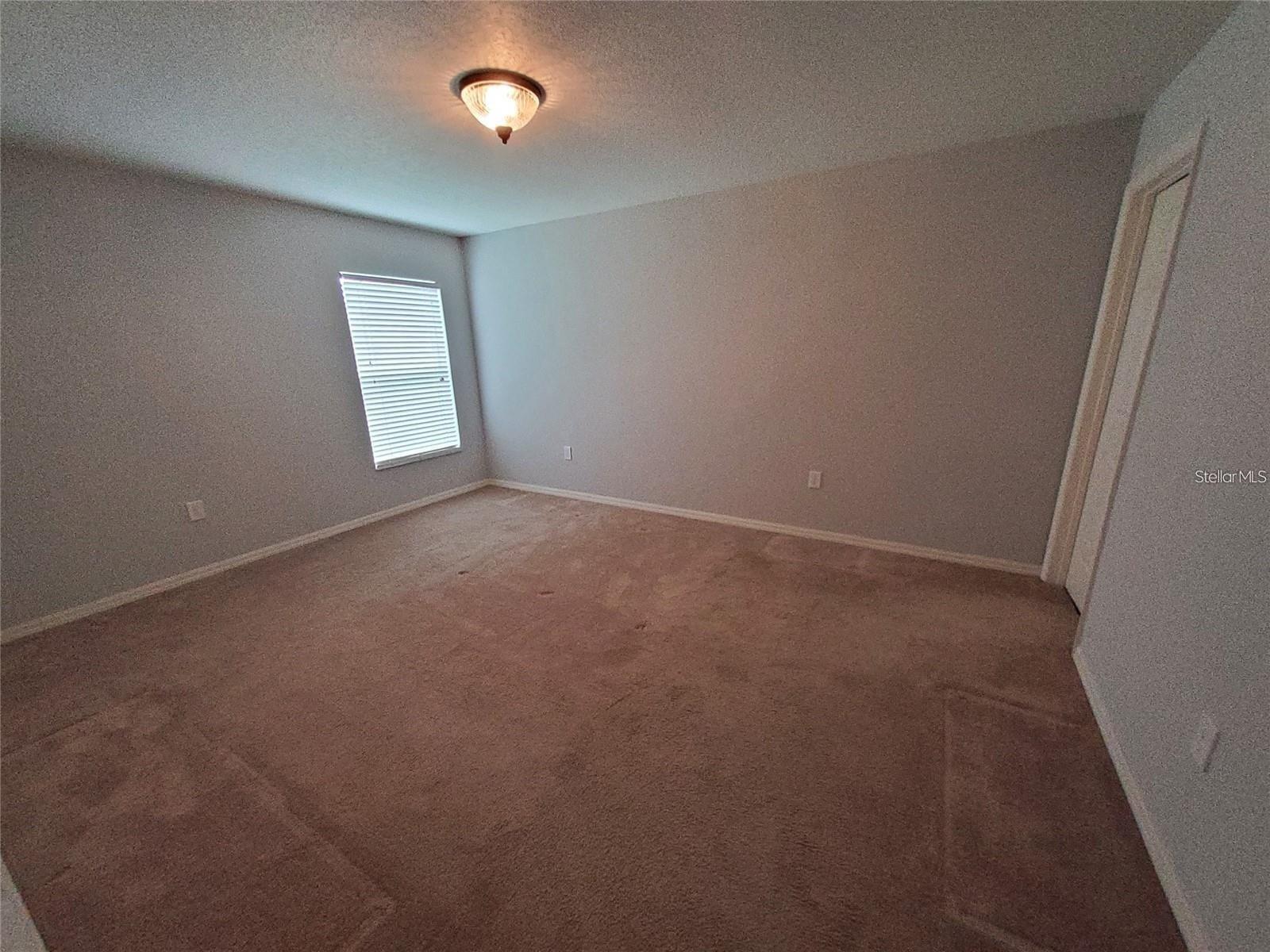 Image 7 of 13 For 1531 Woodlark Drive