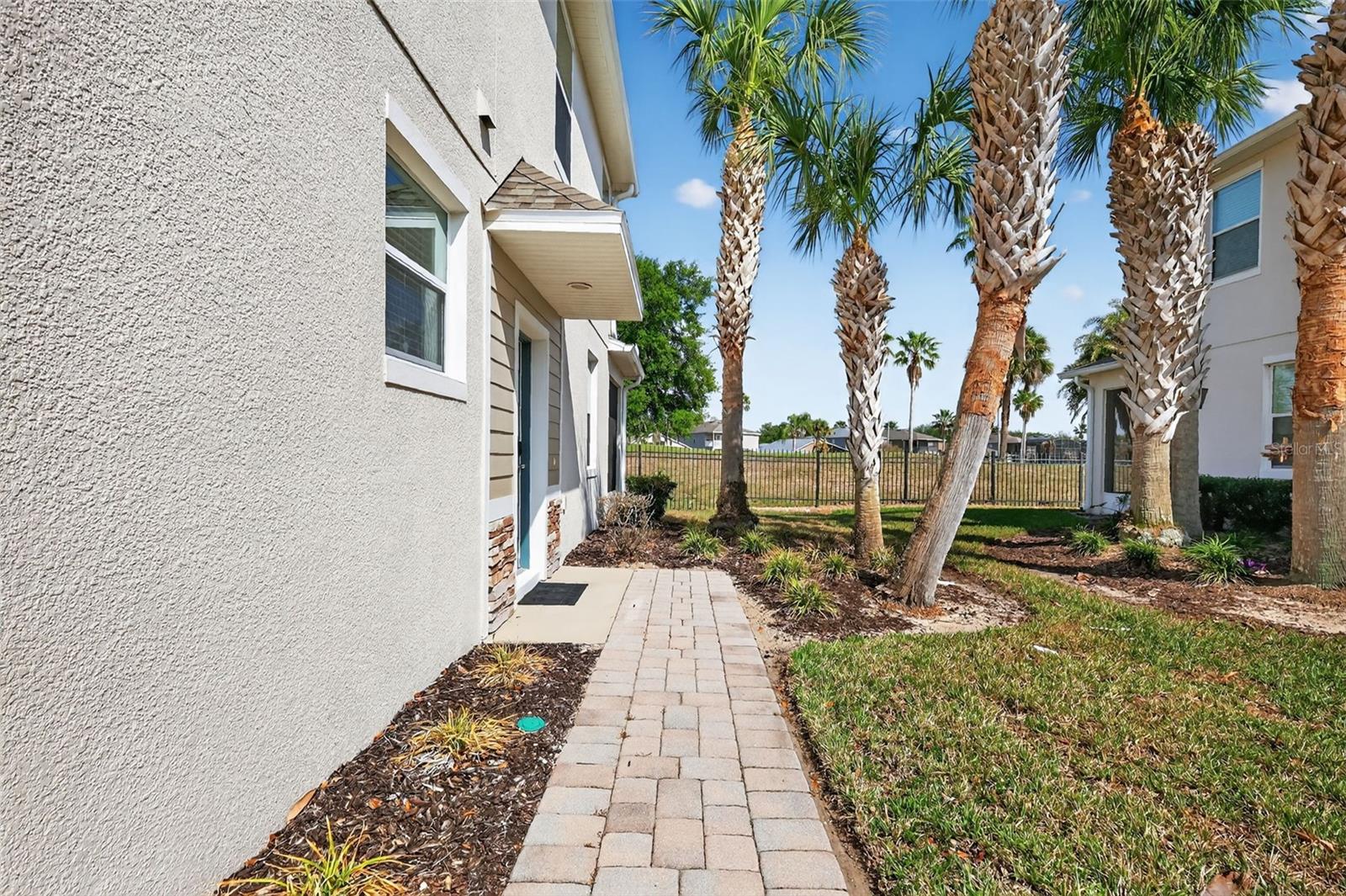 Image 10 of 35 For 1323 Priory Circle