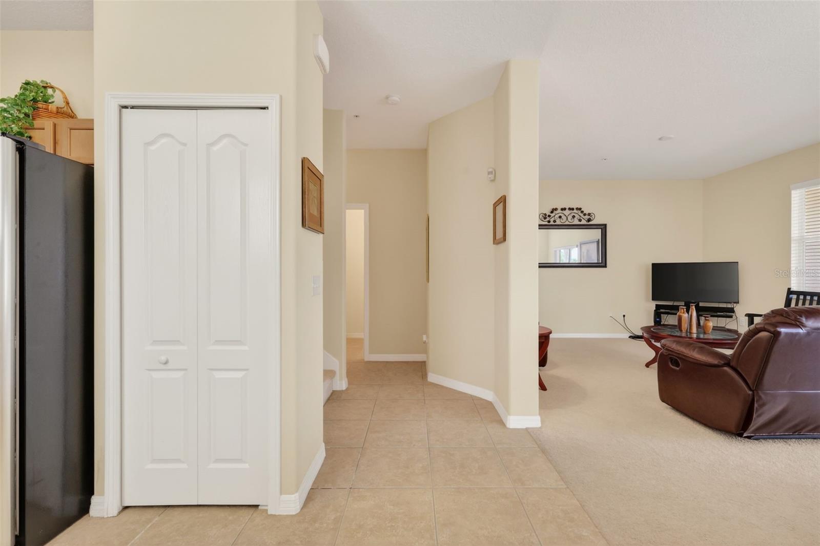 Image 12 of 35 For 1323 Priory Circle