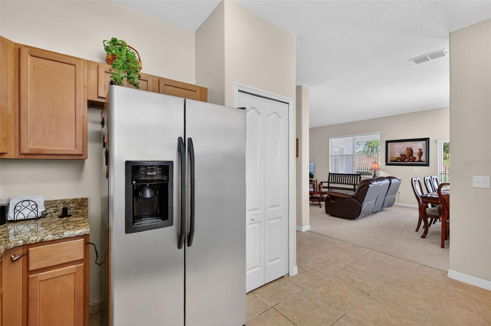 Image 21 of 35 For 1323 Priory Circle