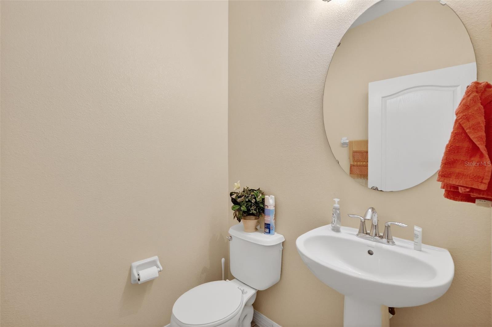 Image 22 of 35 For 1323 Priory Circle