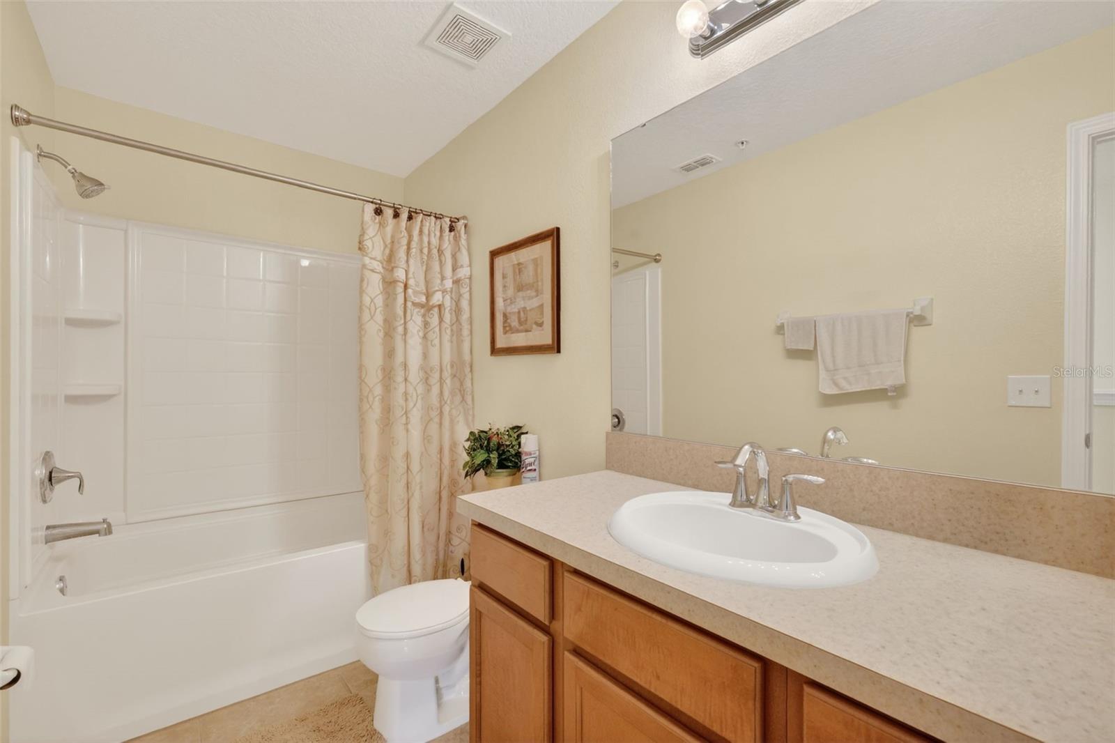 Image 28 of 35 For 1323 Priory Circle