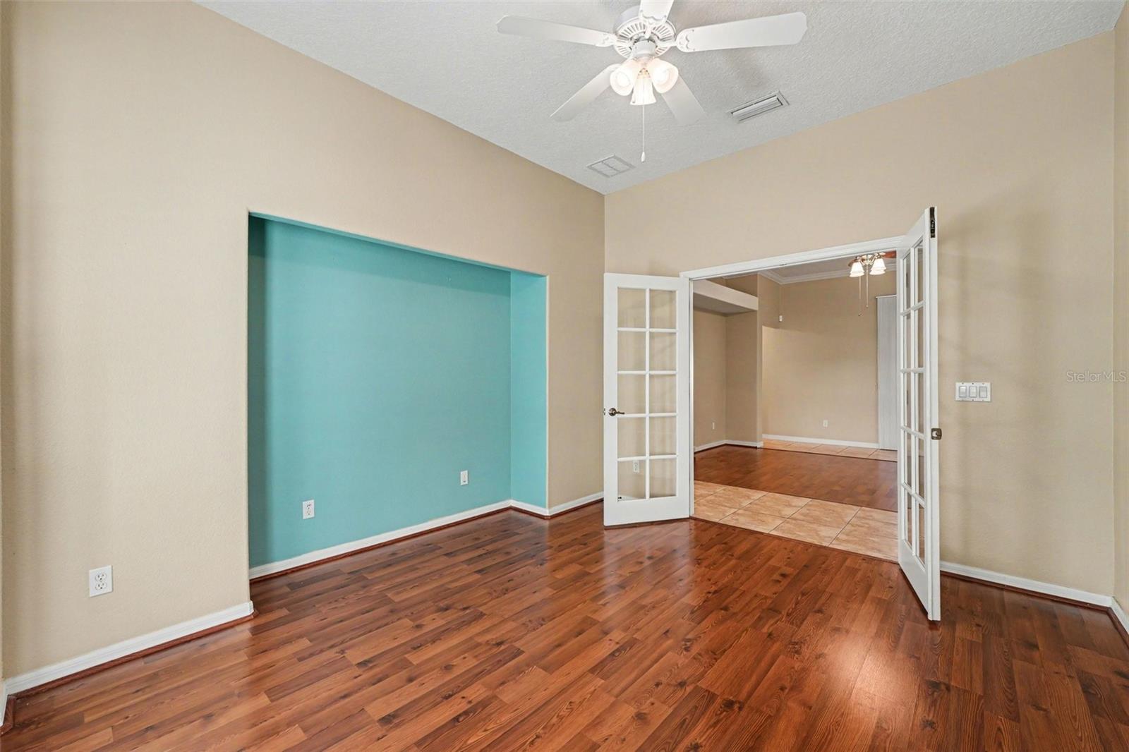 Image 14 of 30 For 122 Costa Loop