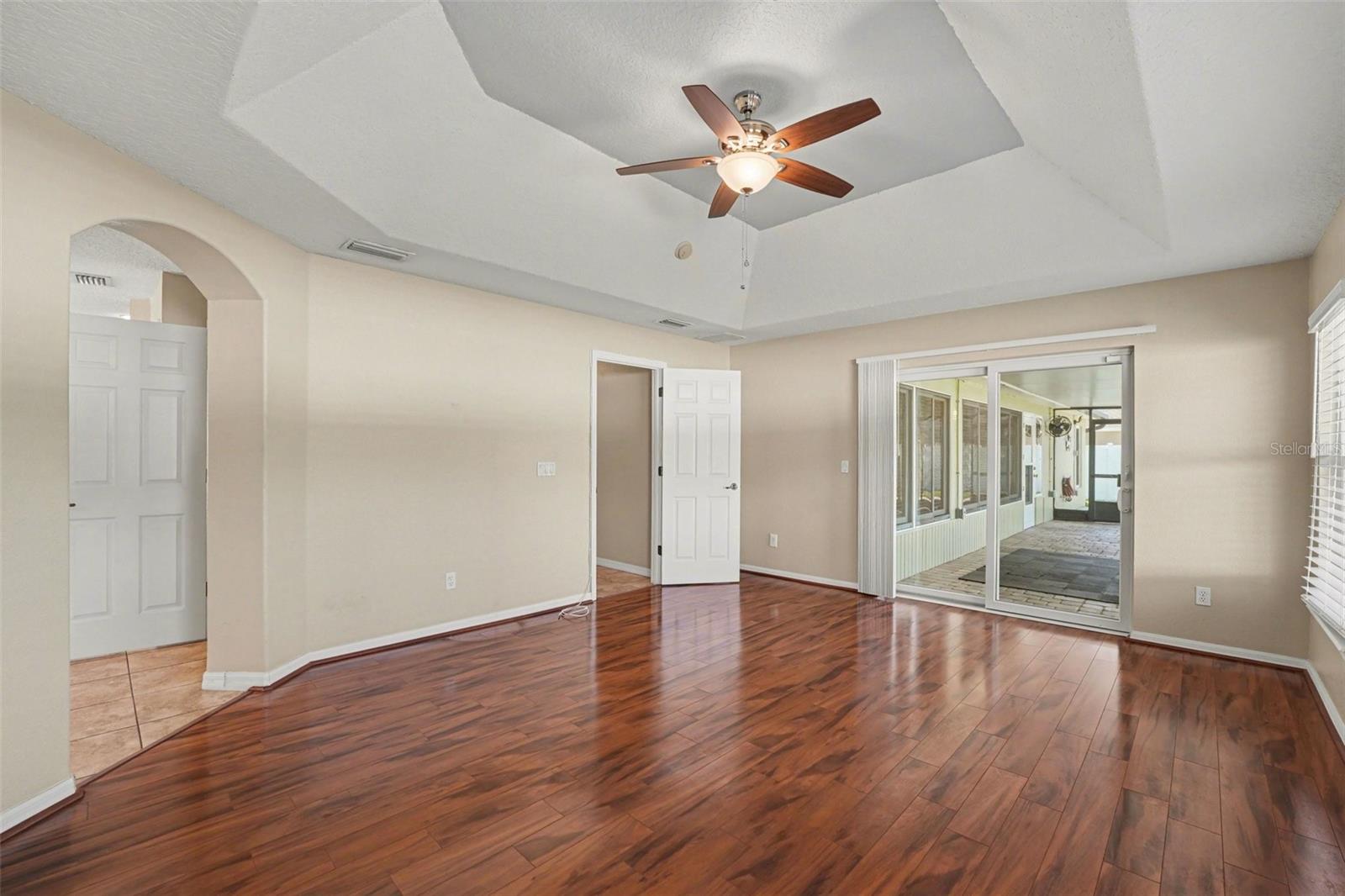 Image 16 of 30 For 122 Costa Loop