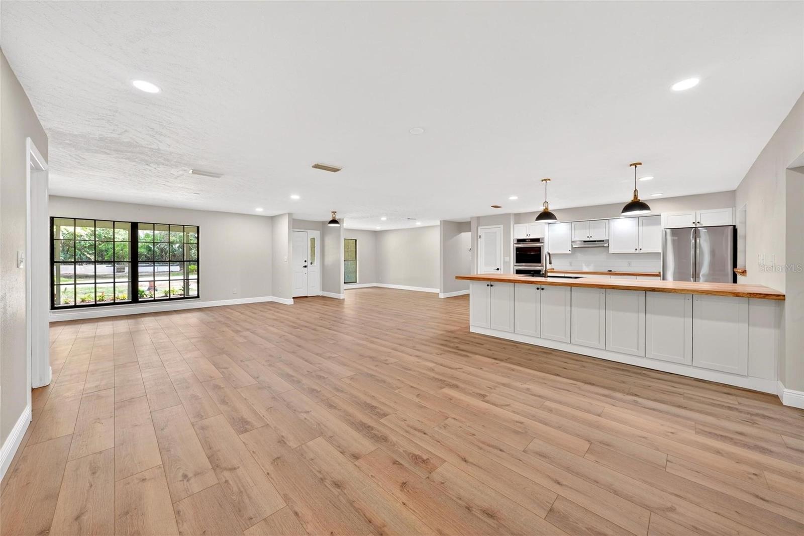 Image 18 of 59 For 2200 Retreat Road