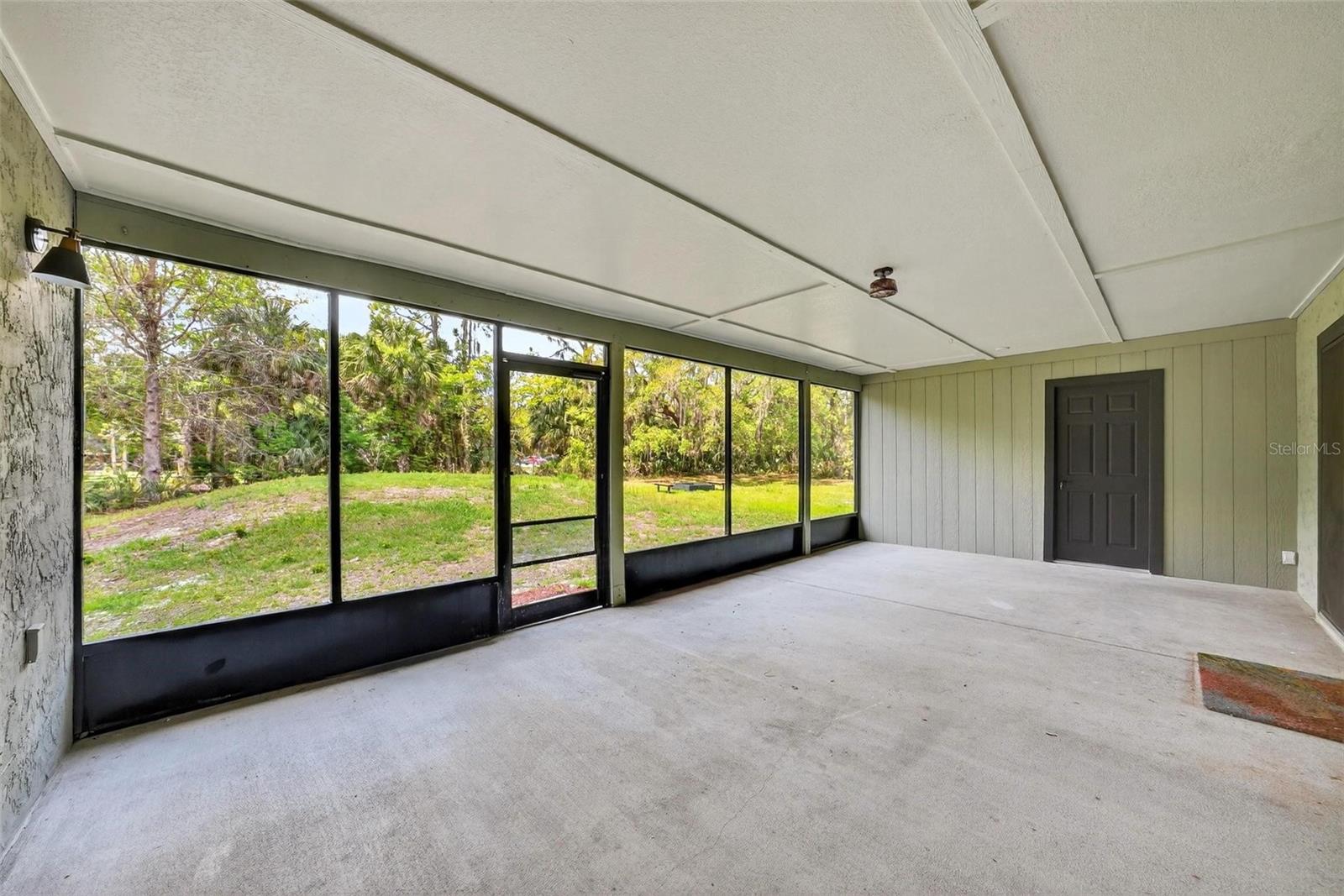 Image 30 of 59 For 2200 Retreat Road