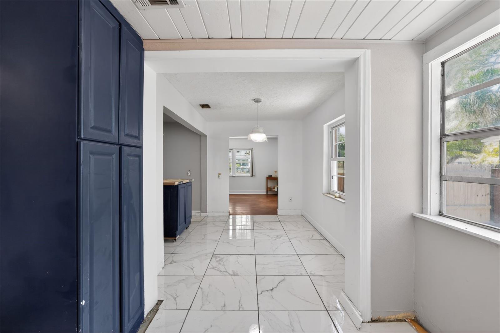 Image 13 of 29 For 775 28th Avenue S