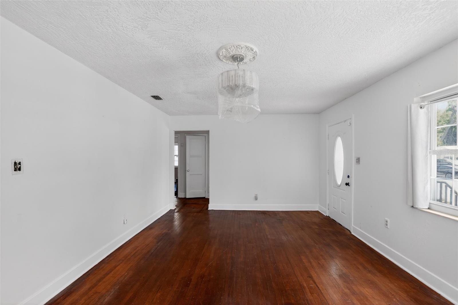 Image 16 of 29 For 775 28th Avenue S