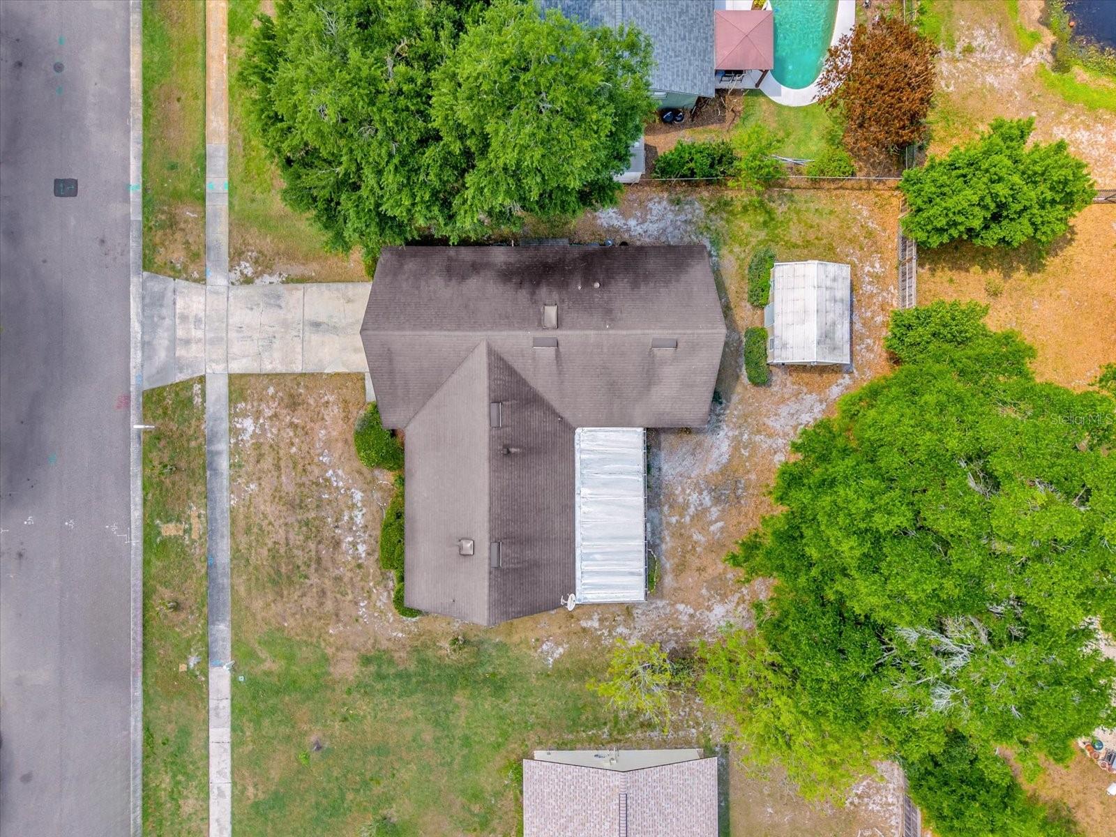 Image 32 of 33 For 8407 Roanne Drive