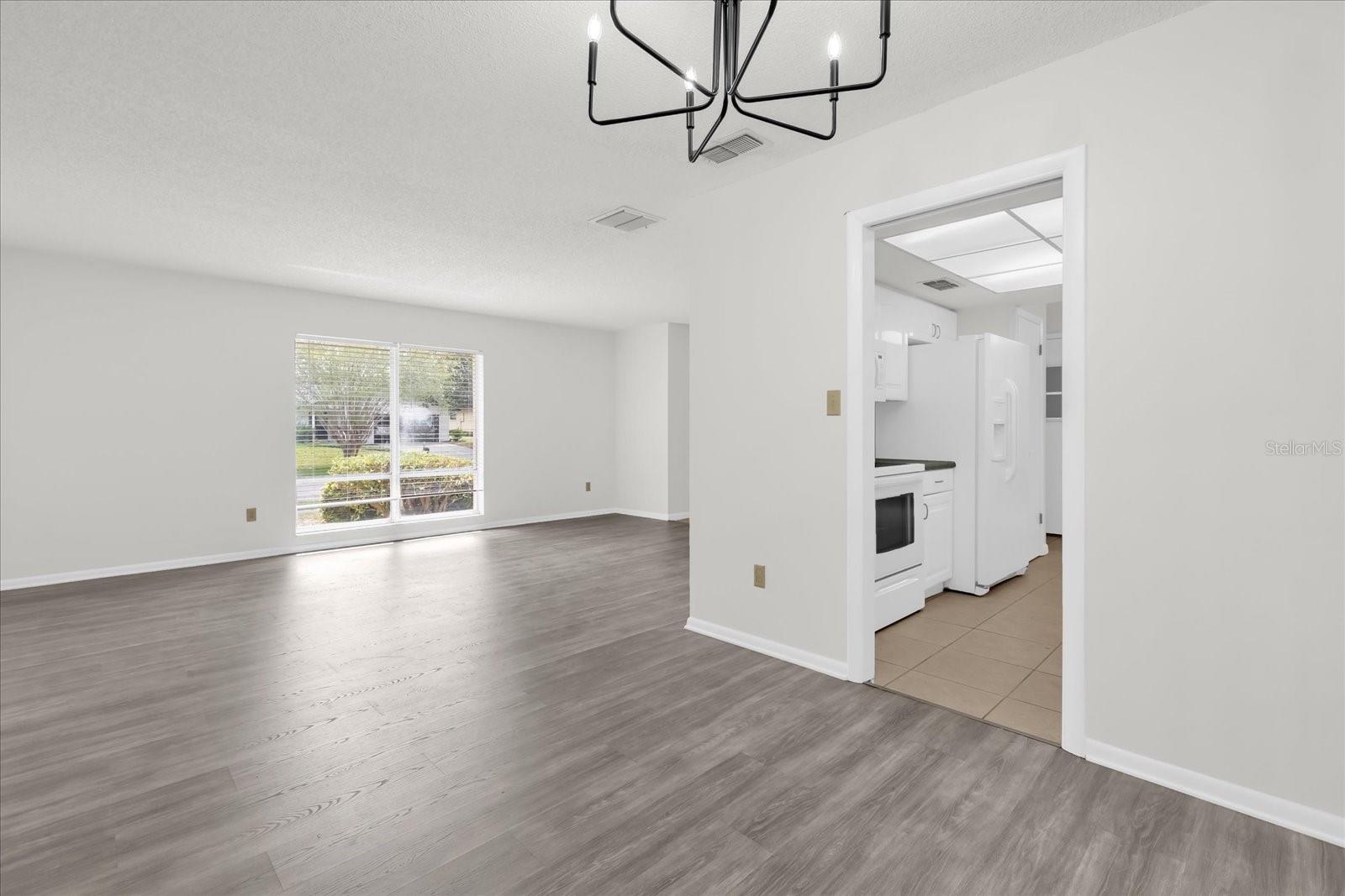 Image 7 of 33 For 8407 Roanne Drive