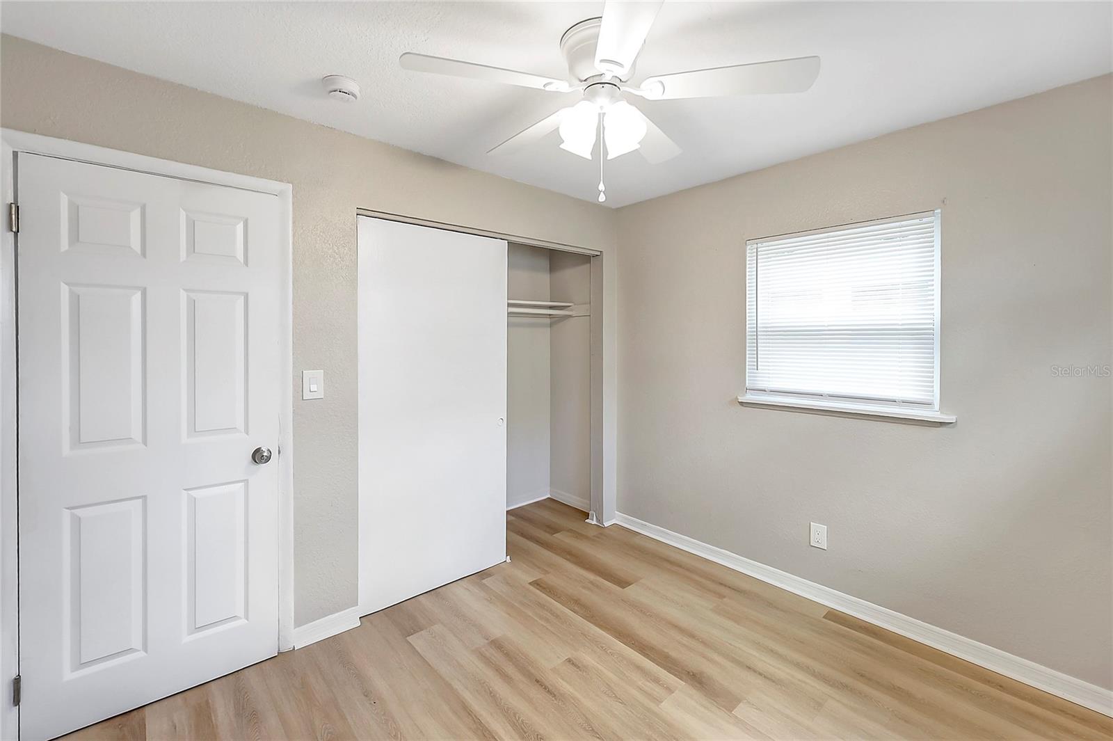 Image 19 of 26 For 107 Academy Avenue