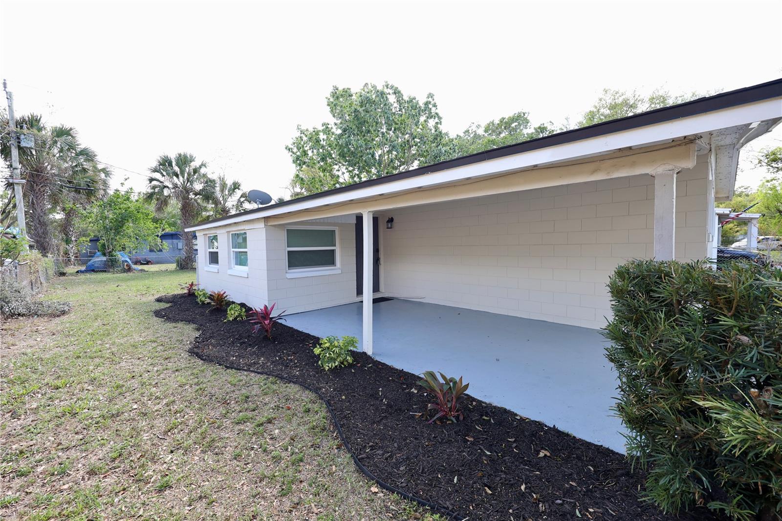 Image 22 of 26 For 107 Academy Avenue