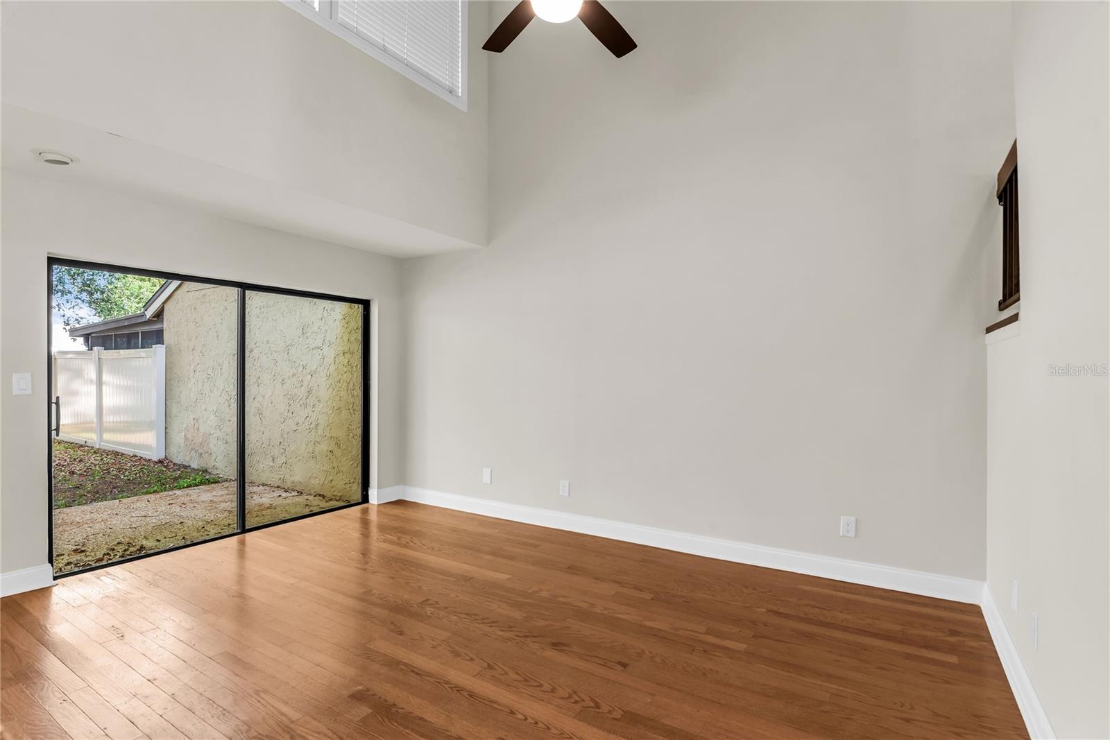 Image 10 of 33 For 8424 Tangelo Tree Drive