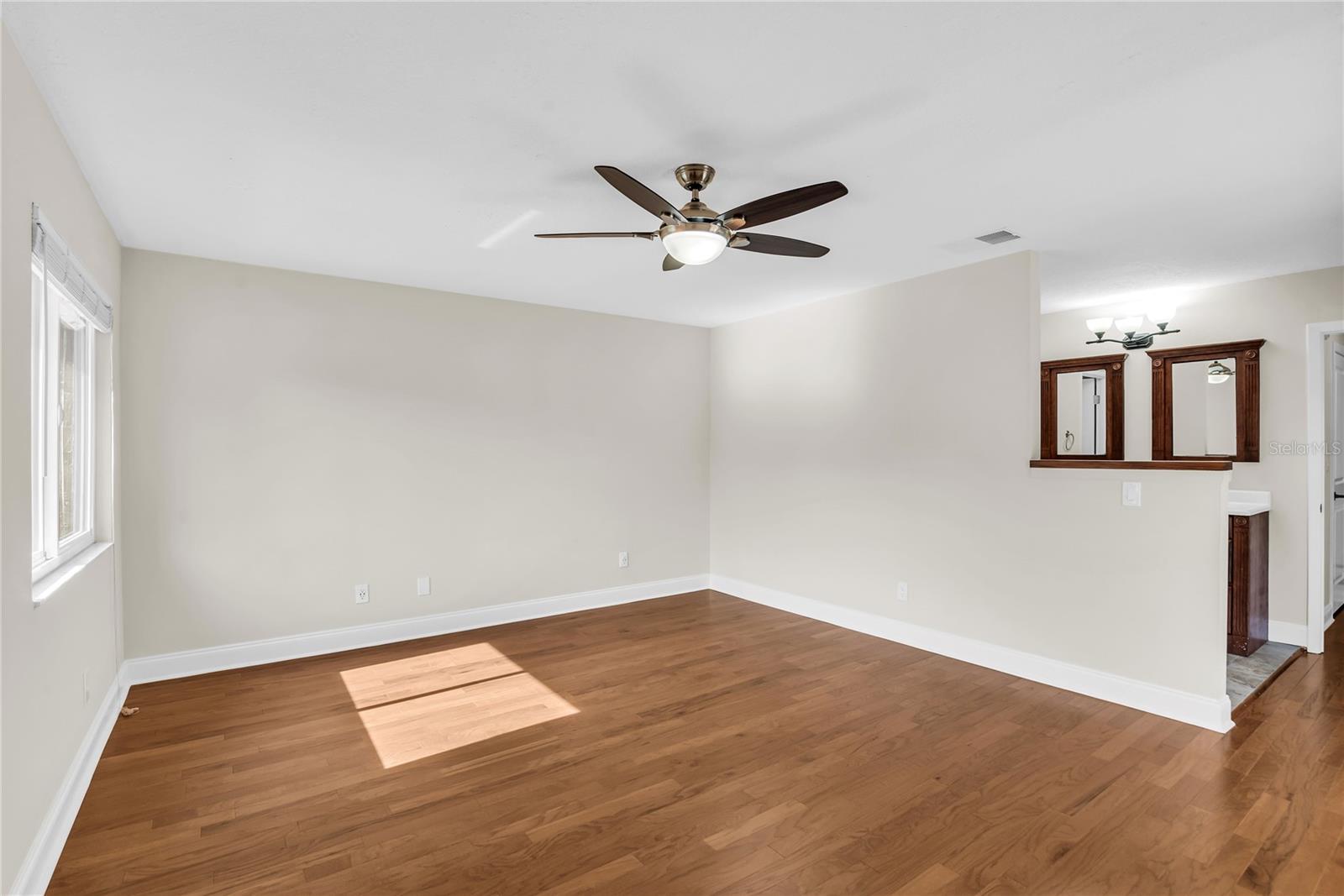 Image 19 of 33 For 8424 Tangelo Tree Drive