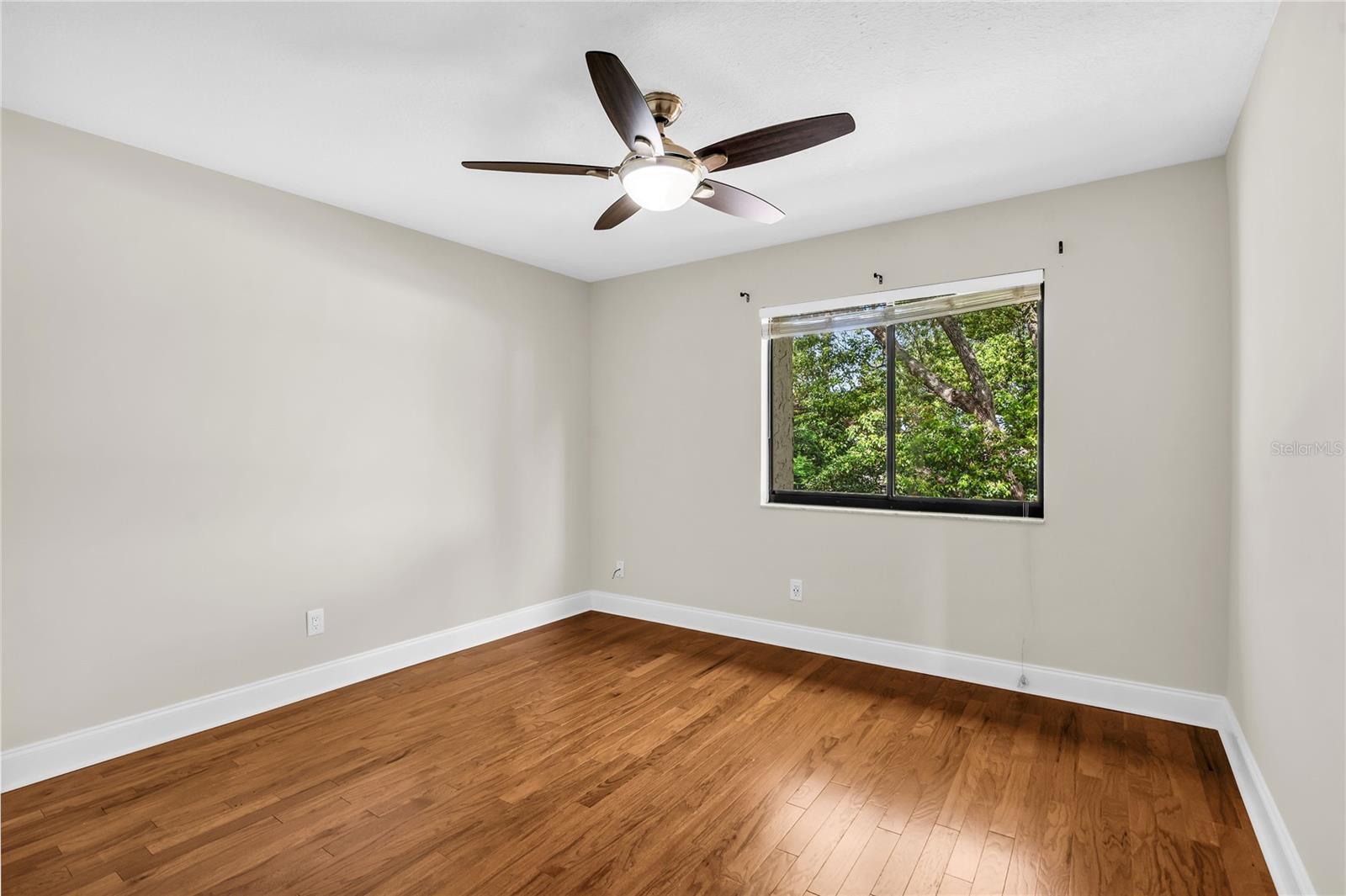 Image 24 of 33 For 8424 Tangelo Tree Drive