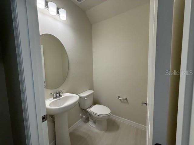 Image 10 of 23 For 16282 Merry Alley