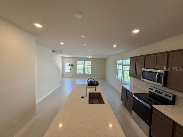 Image 6 of 23 For 16282 Merry Alley