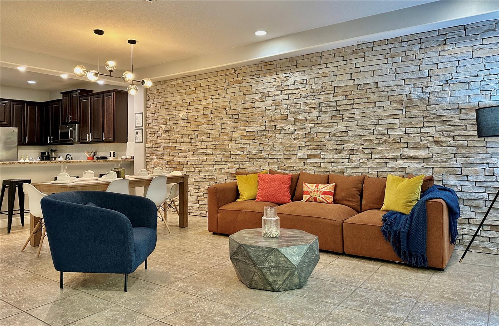 Image 12 of 29 For 8111 Roseville Boulevard