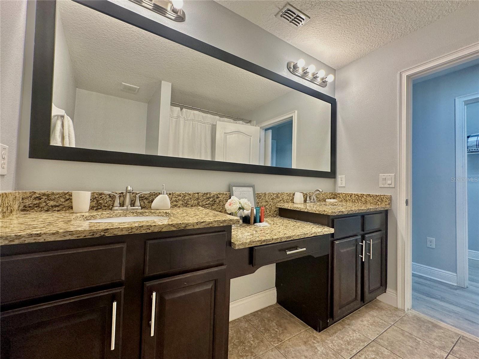 Image 21 of 29 For 8111 Roseville Boulevard