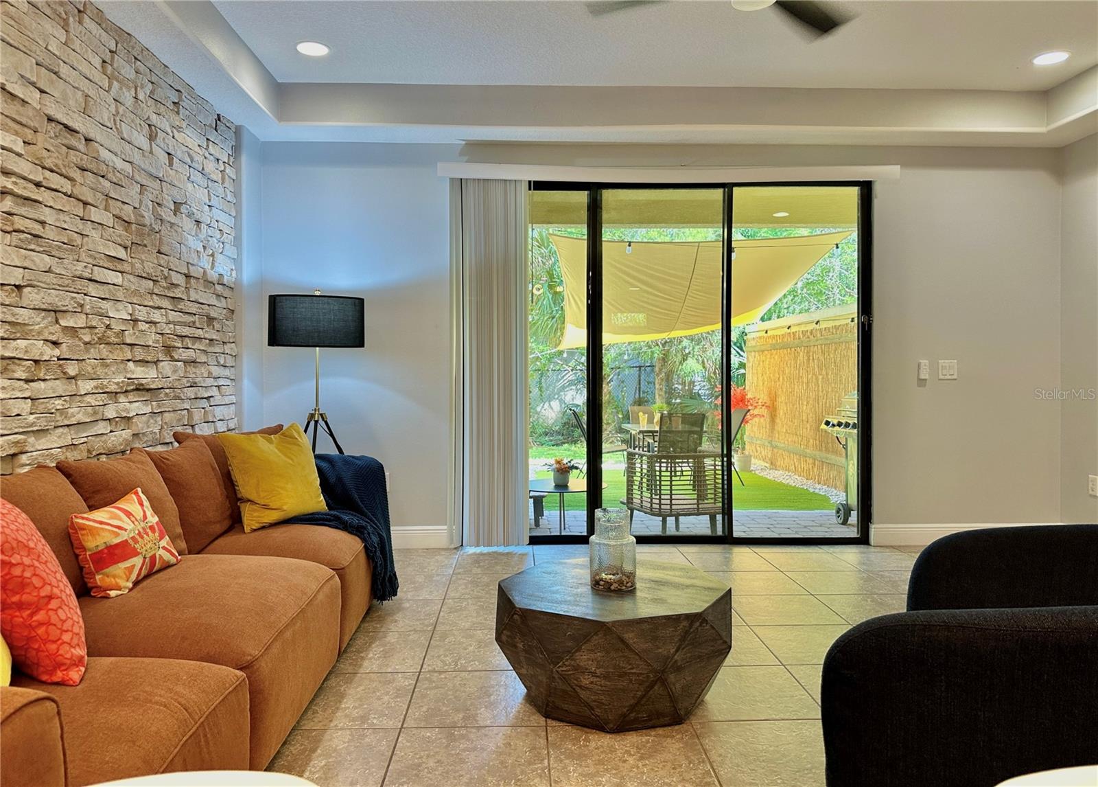 Image 3 of 29 For 8111 Roseville Boulevard