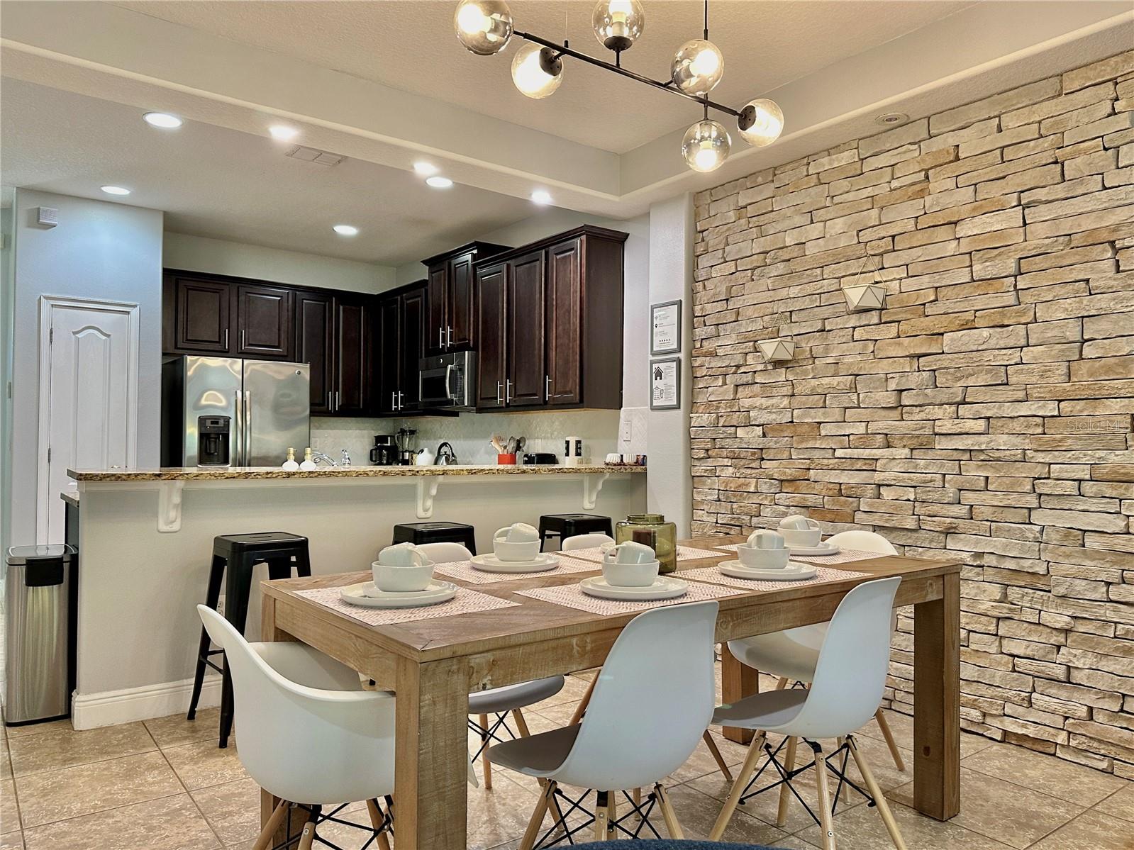 Image 5 of 29 For 8111 Roseville Boulevard