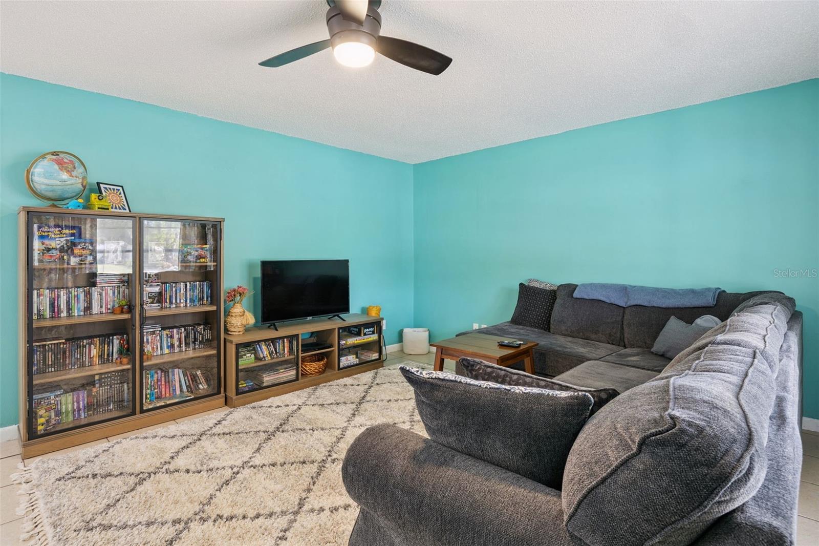 Image 4 of 20 For 893 Kimball Drive