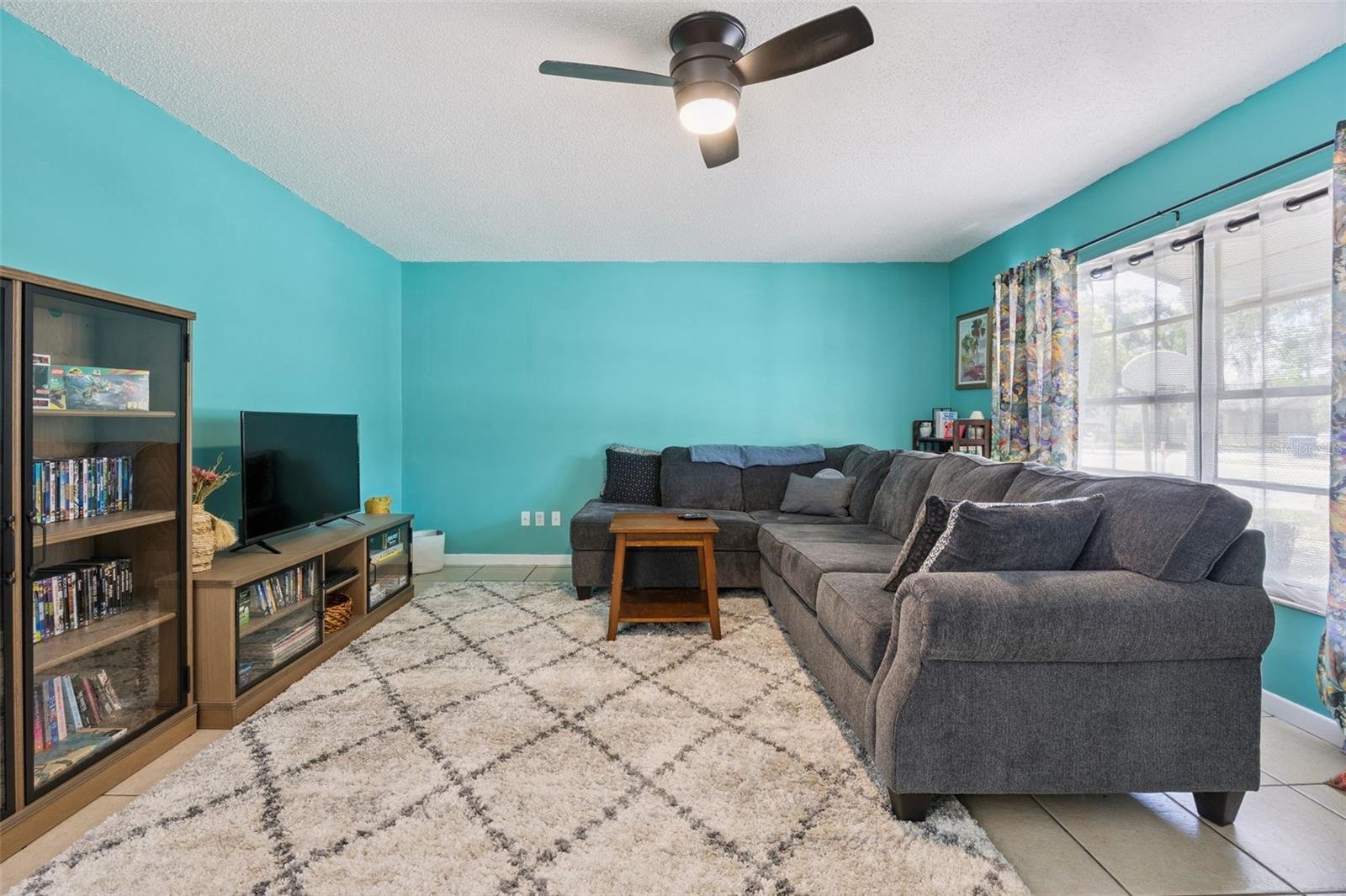 Image 5 of 20 For 893 Kimball Drive