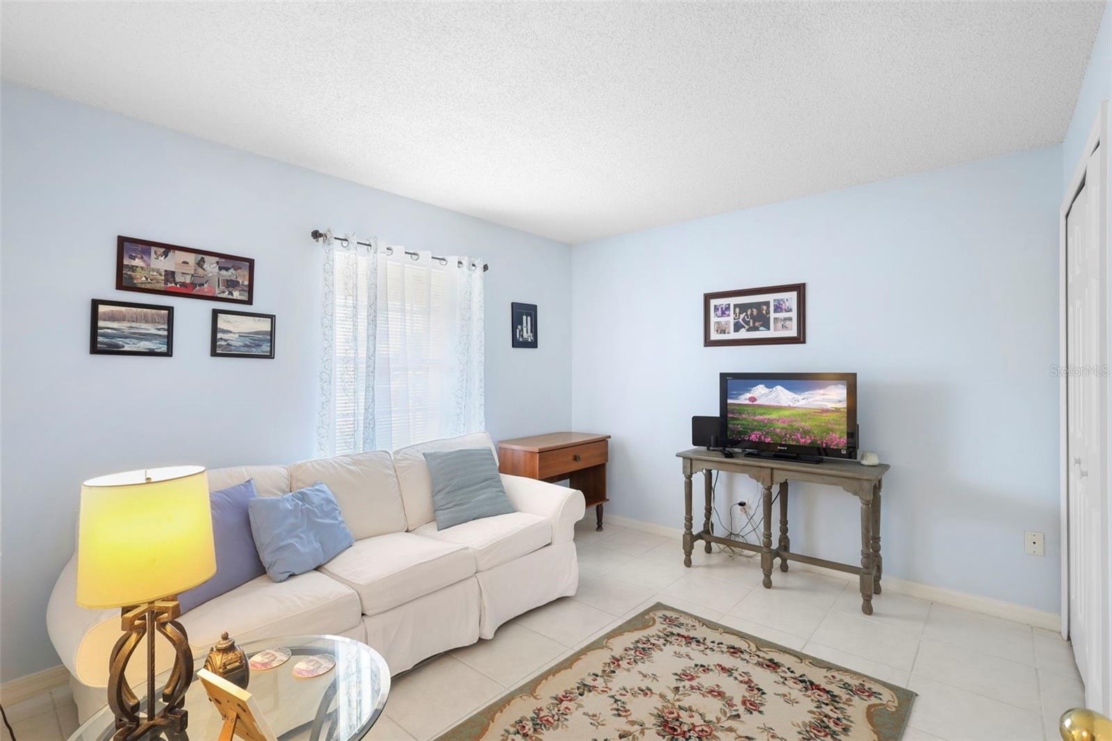 Listing photo id 17 for 2970 Newmark Drive