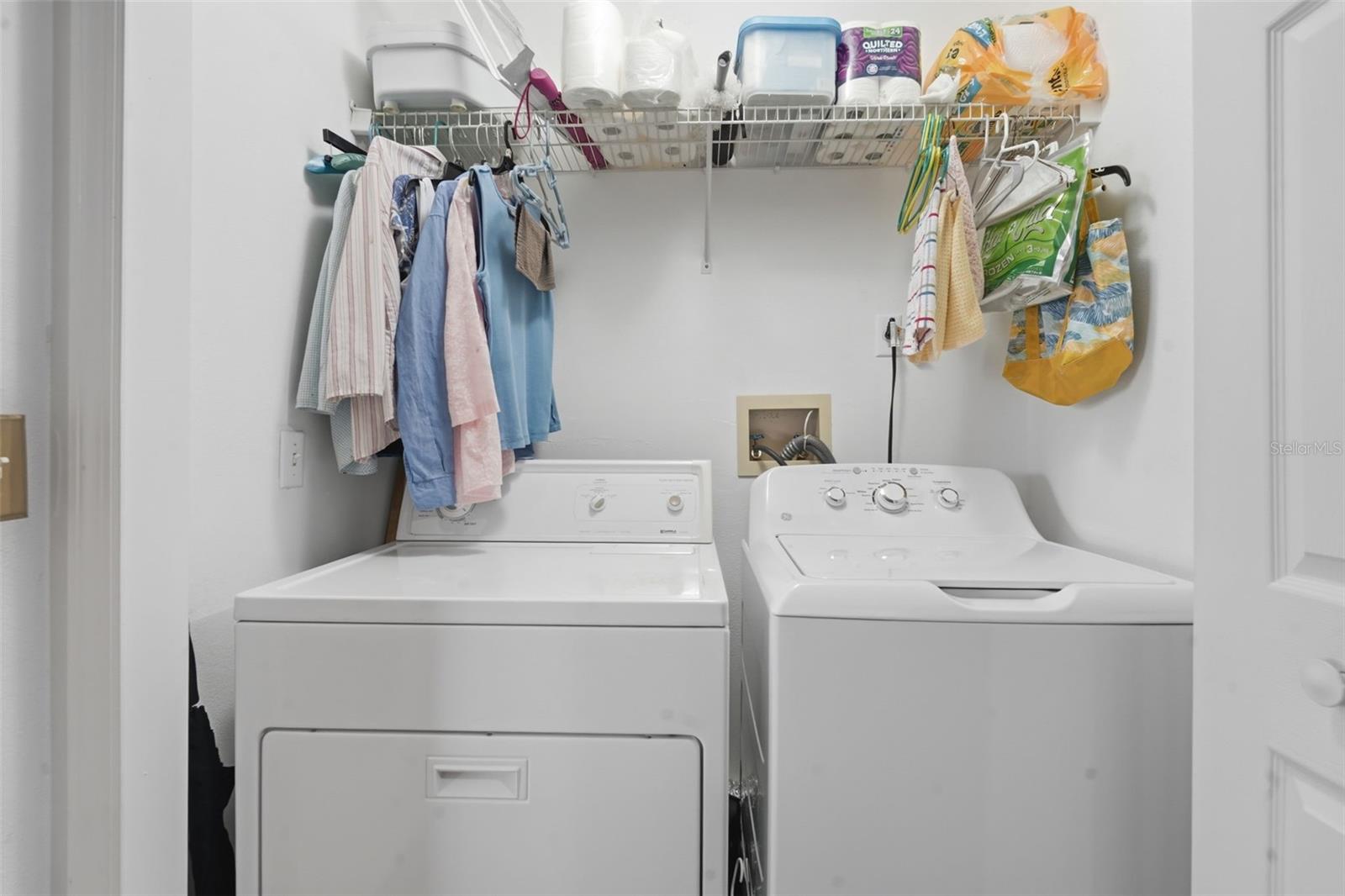 Listing photo id 23 for 2970 Newmark Drive